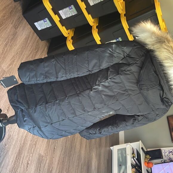 NOVELTI Down Belted Hooded Parka 34” BLACK - Picture 4 of 6